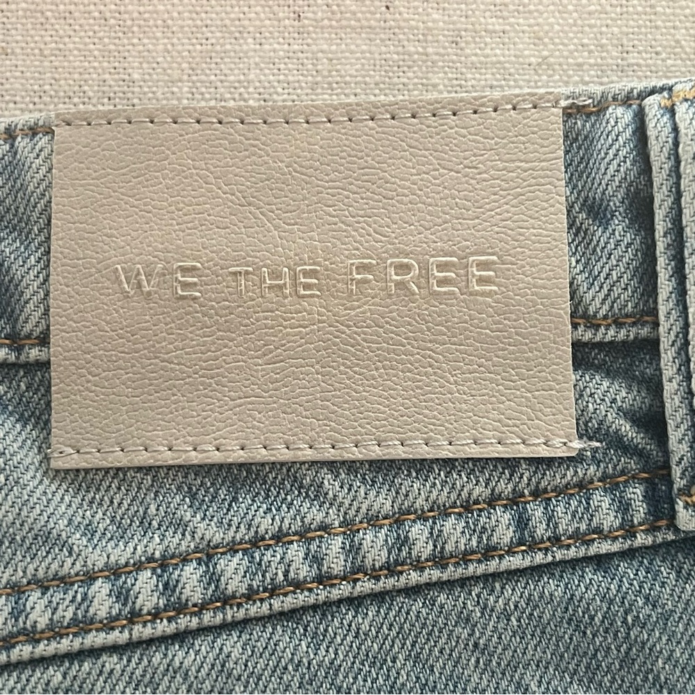 We The Free Tennessee Low Rise Boyfriend Jean, NWT - Picture 10 of 12